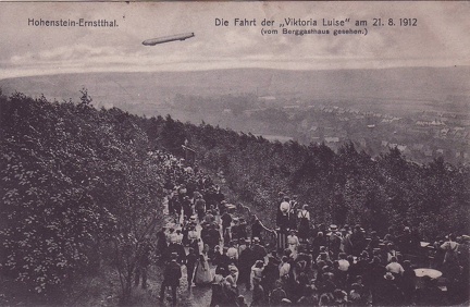 1915, Hohenstein-Ernstthal, Die Fahrt der "Victoria Luise" am 21.8.1912 (vom Berggasthaus gesehen)